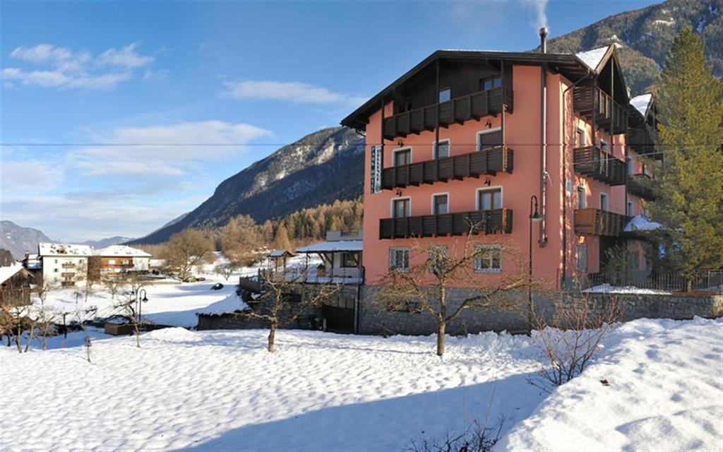 Park Hotel Bellevue Dimaro Exterior photo